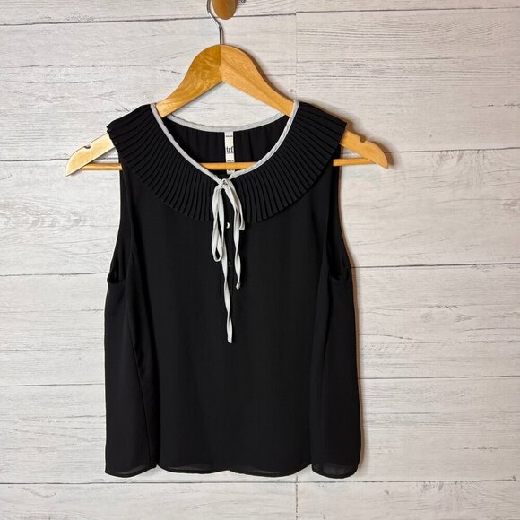 Zara Blouse Womens Size XS Black and White Peter Pan Pleated Collar Sleeveless - Picture 3 of 14